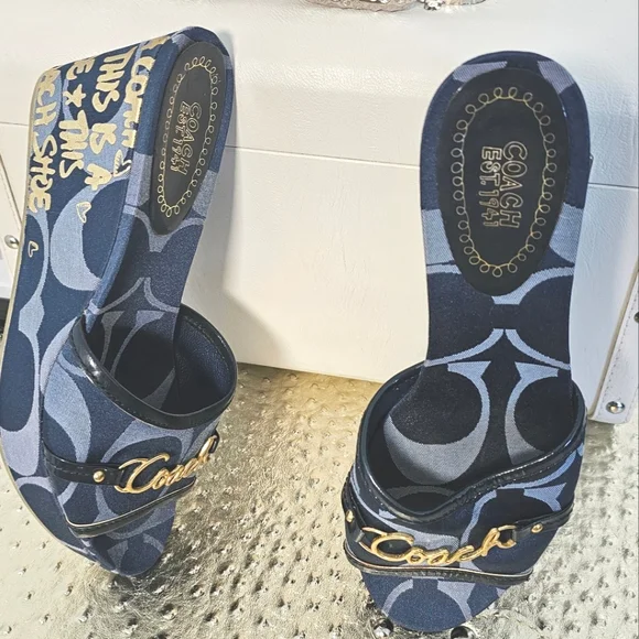 COACH CARISSA HEELS💙💛 - Picture 12 of 14